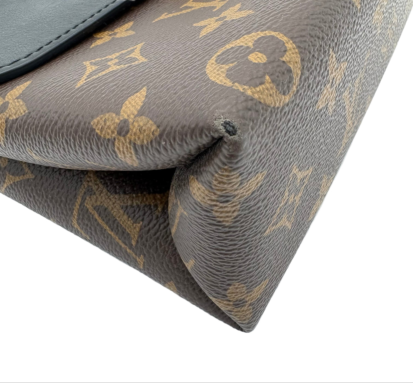 Louis Vuitton Locky BB Crossbody with Noir