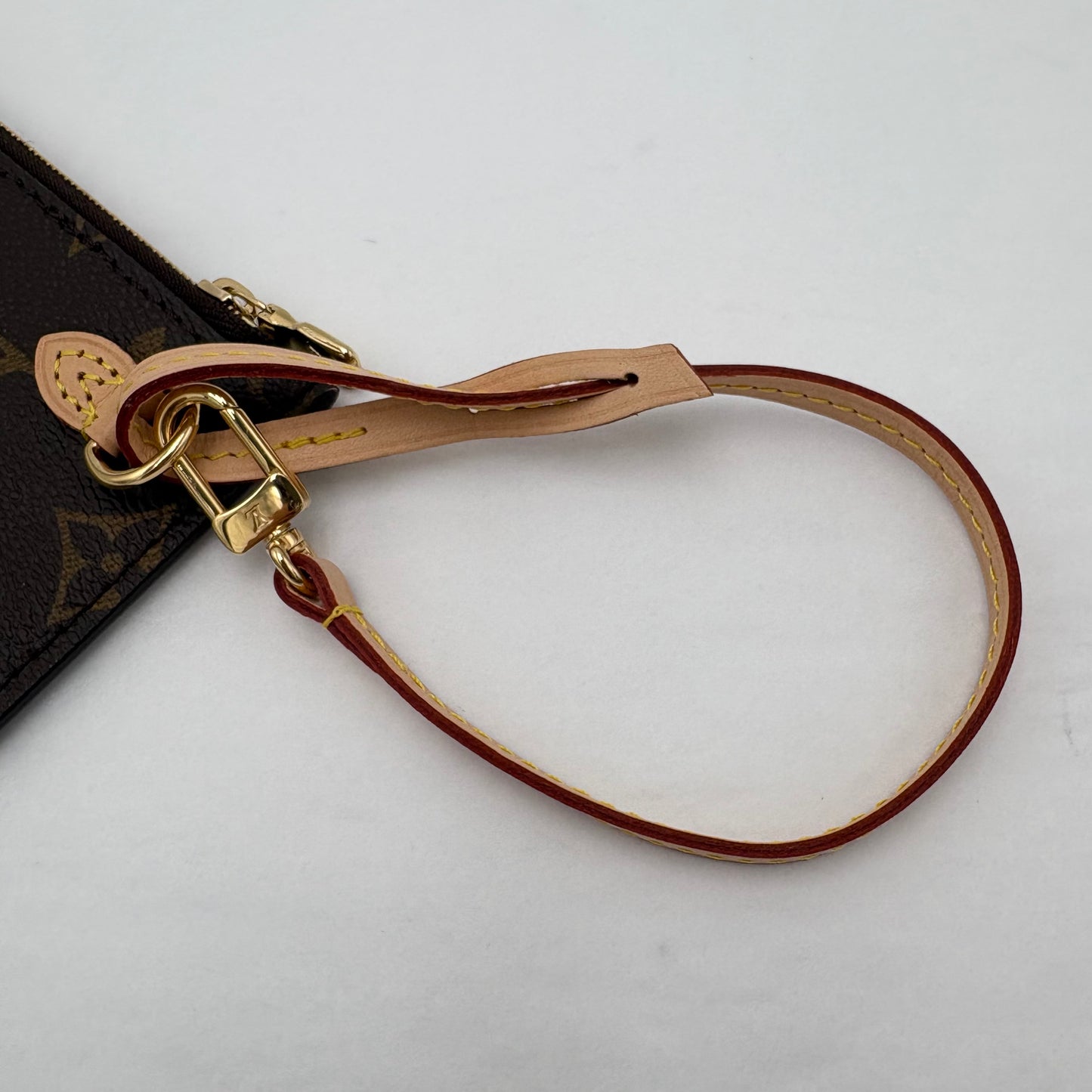 NWOT Louis Vuitton Wristlet Pouch-Monogram