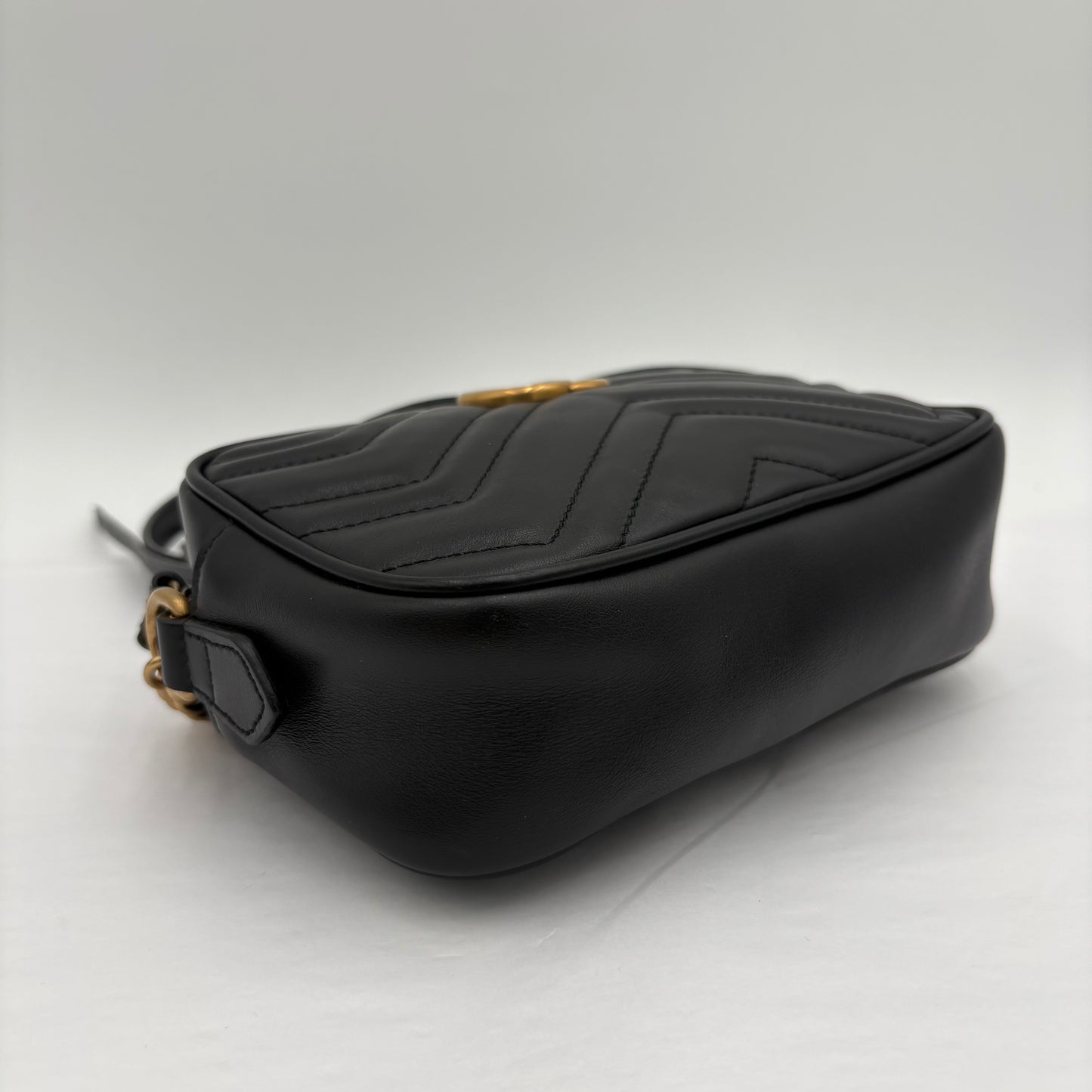 Gucci Mini GG Marmont Chain Shoulder Bag
