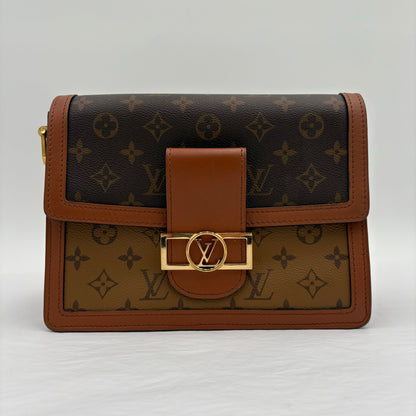 2019 Louis Vuitton Dauphine MM