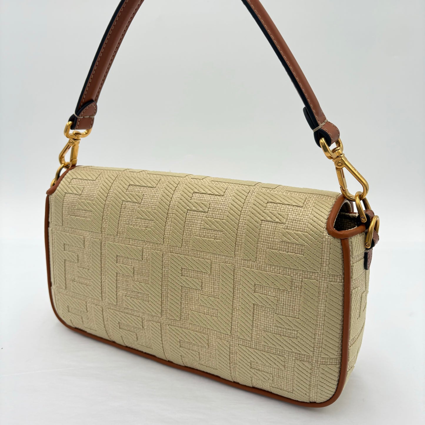 Fendi Raffia King Lucido Baguette