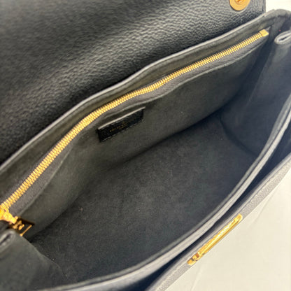 Chipped Louis Vuitton Vavin PM Empreinte Leather
