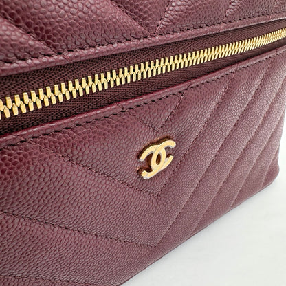 2026 Chanel Caviar Quilted Top Handle Slim Vanity With Chain
