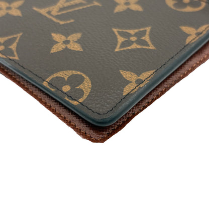 Chipped Louis Vuitton Monogram Multiple Wallet