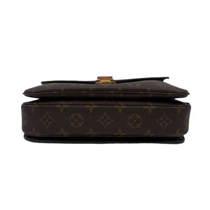 Louis Vuitton Pochette Metis Monogram