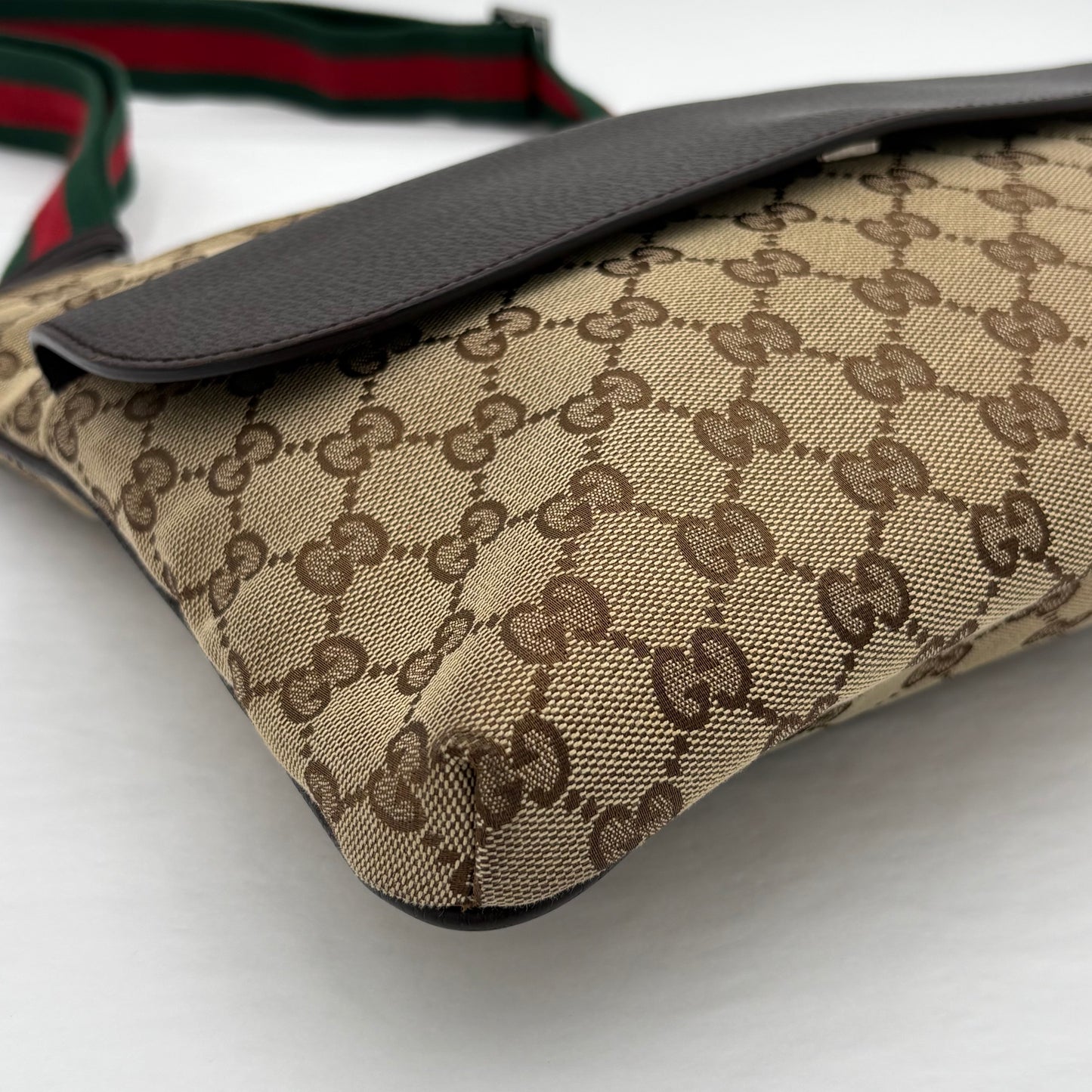 Gucci Canvas Web Messenger