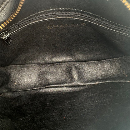 1986-88 Chanel Timeless Oval Bag No Tassel