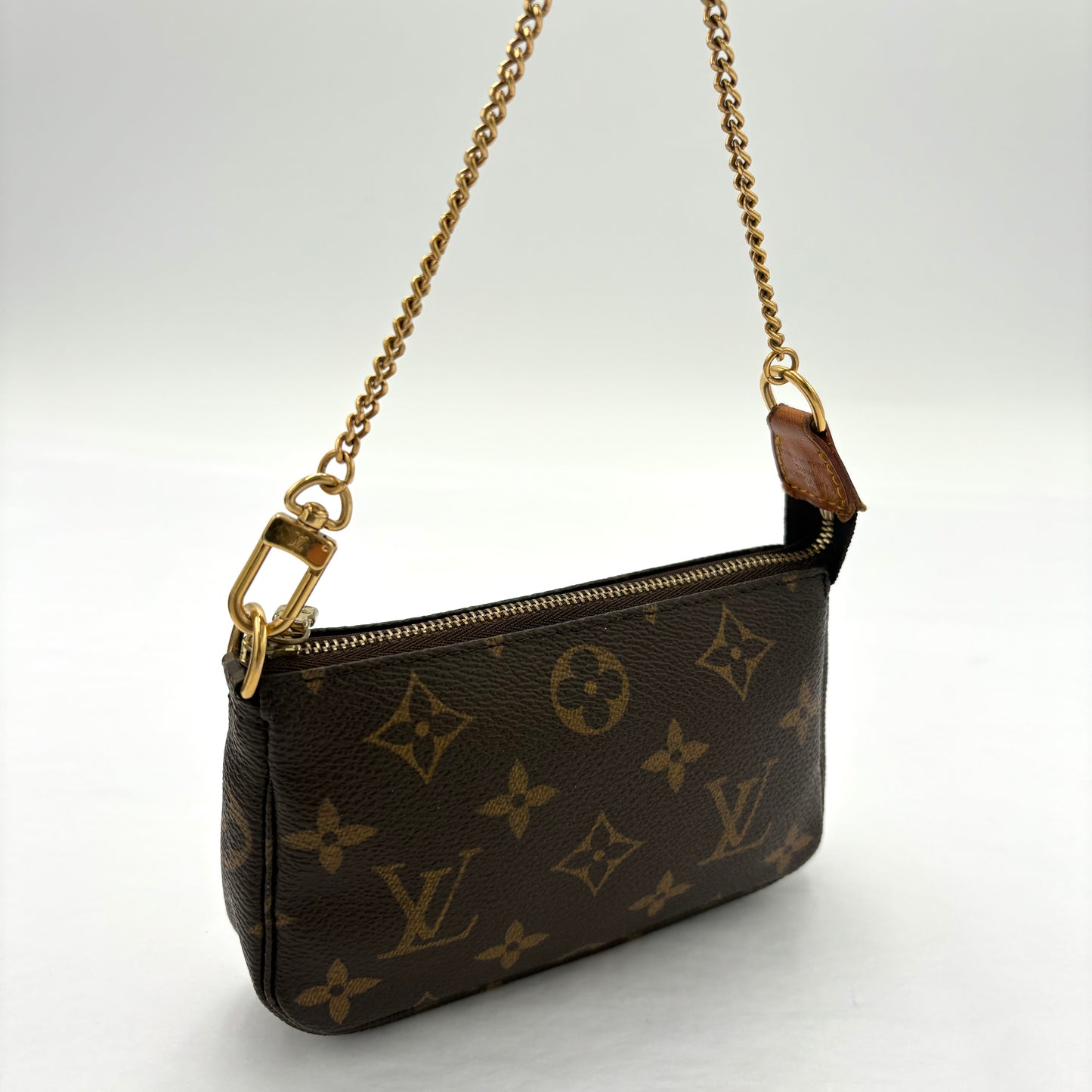 2004 Louis Vuitton Pochette Accessories