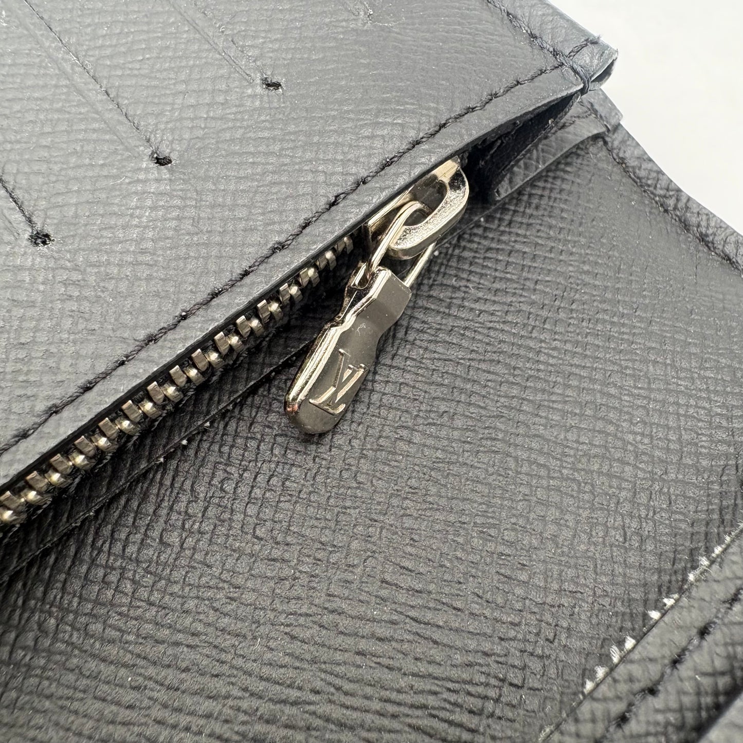 Louis Vuitton Brazza Wallet Graphite
