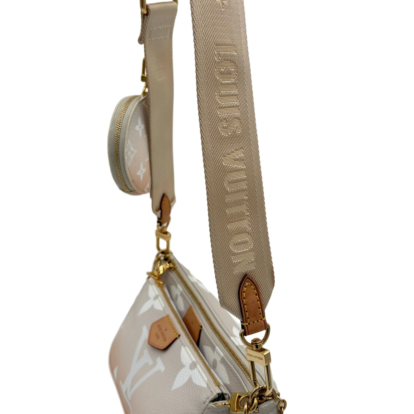 Louis Vuitton Multi Pochette Accessoires By The Pool