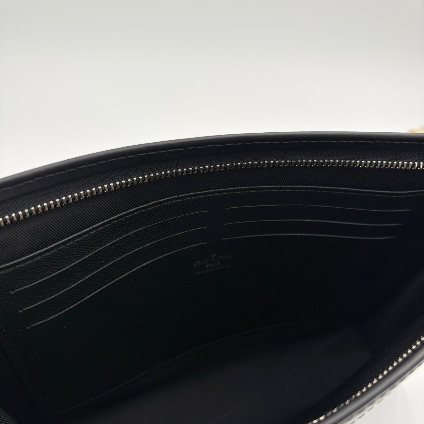 Chipped Louis Vuitton 3D Pochette Voyage Clutch Bag