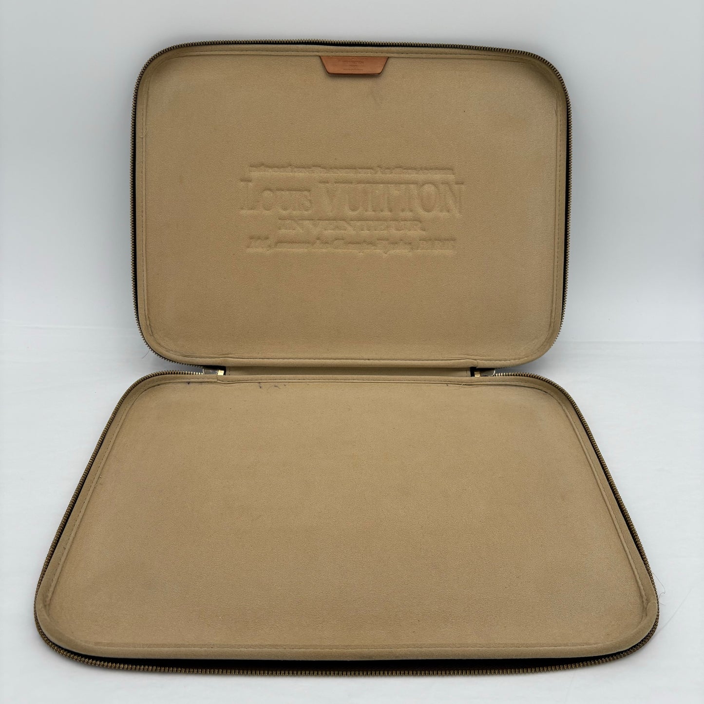 2013 Louis Vuitton 13" Monogram Laptop Sleeve