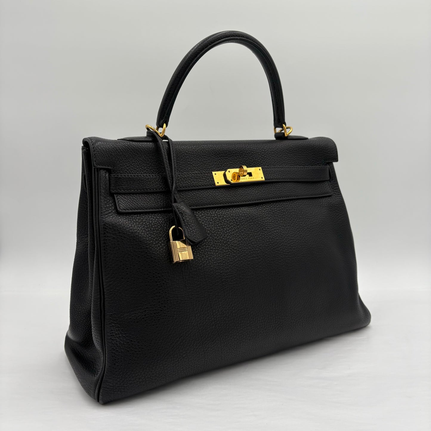 2001 Hermès Retourne Kelly Taurillon Clemence Leather