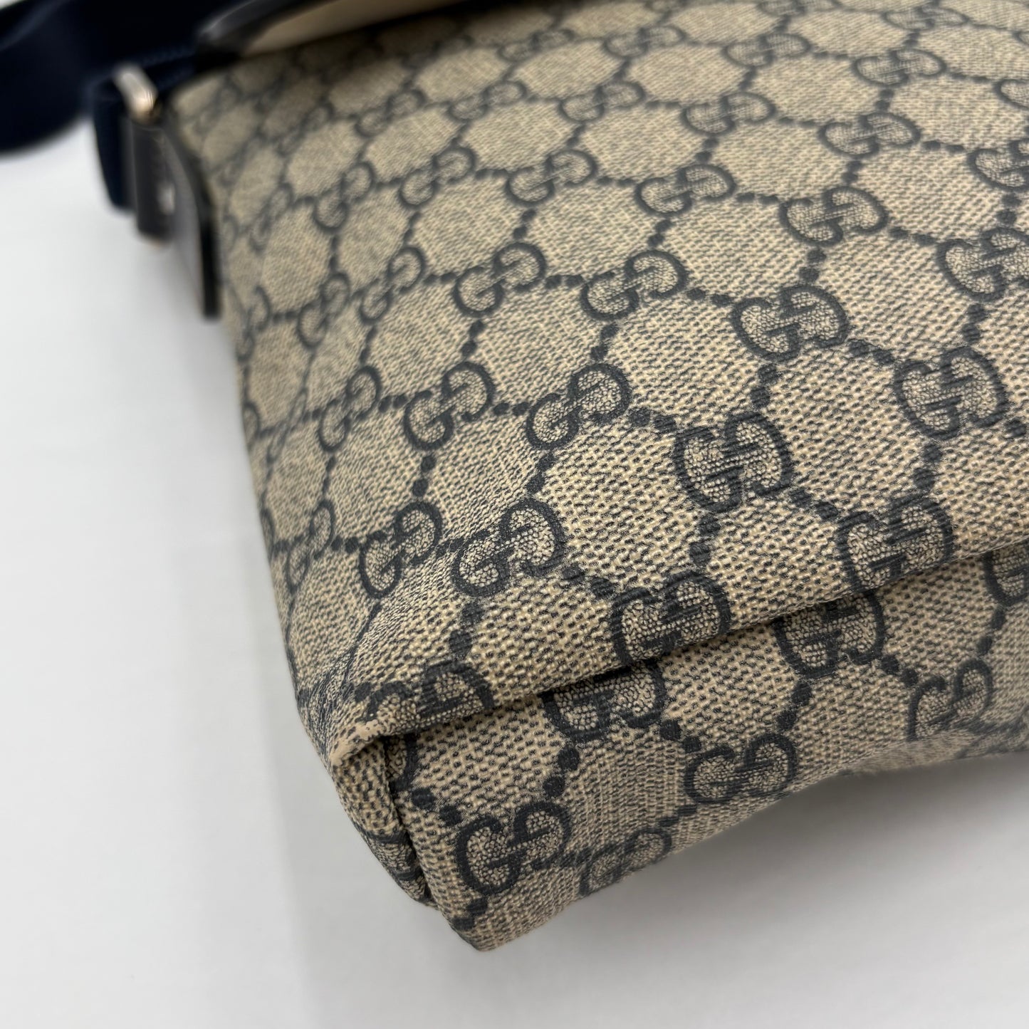 Vintage Gucci Flap Messenger Canvas/Navy Blue