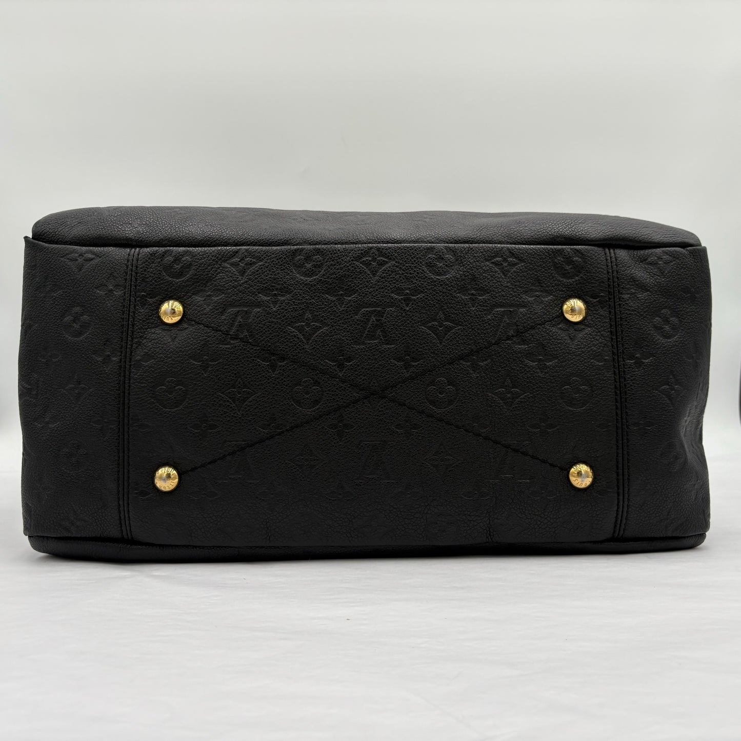 2015 Louis Vuitton Artsy Bag