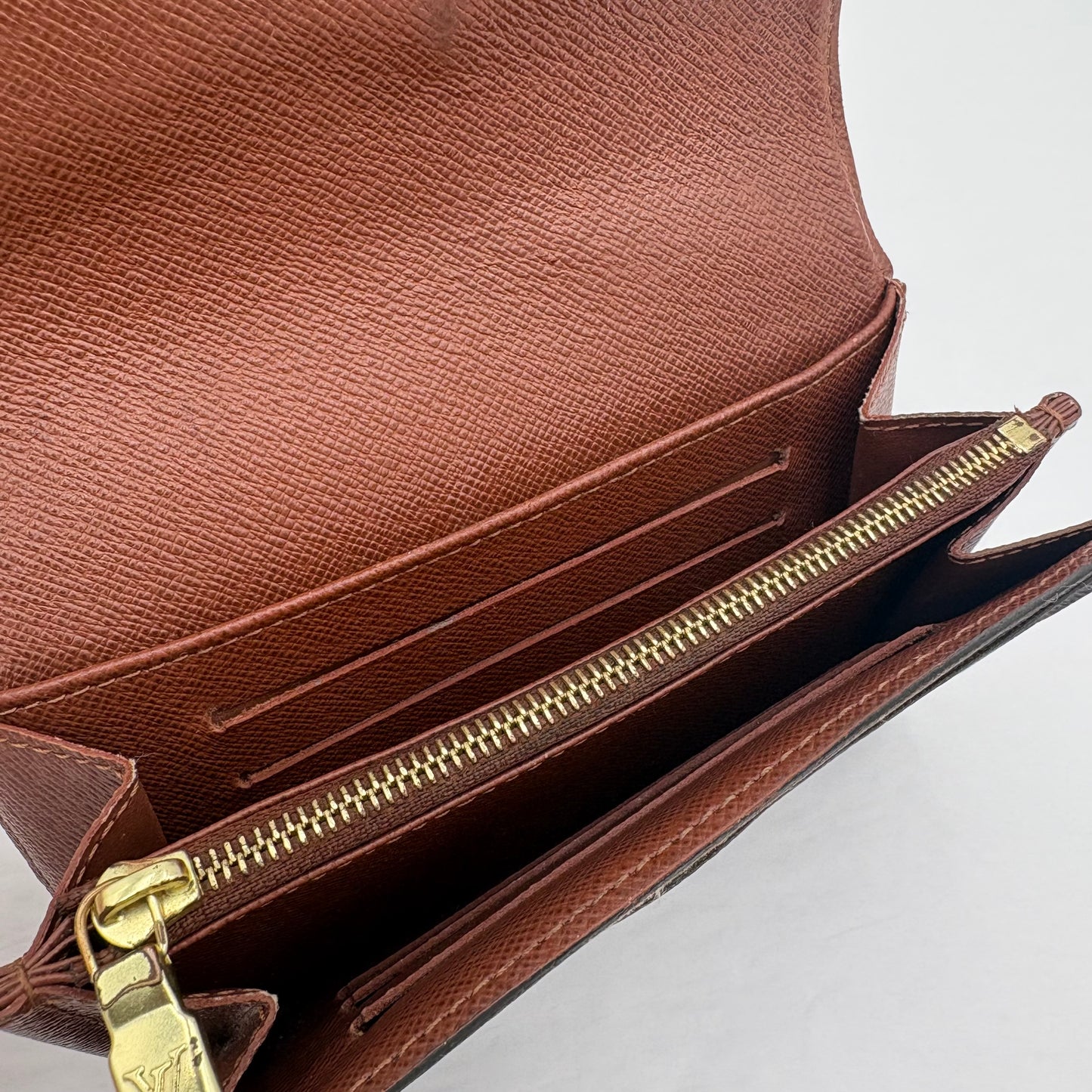 2015 Louis Vuitton Sarah Compact Wallet