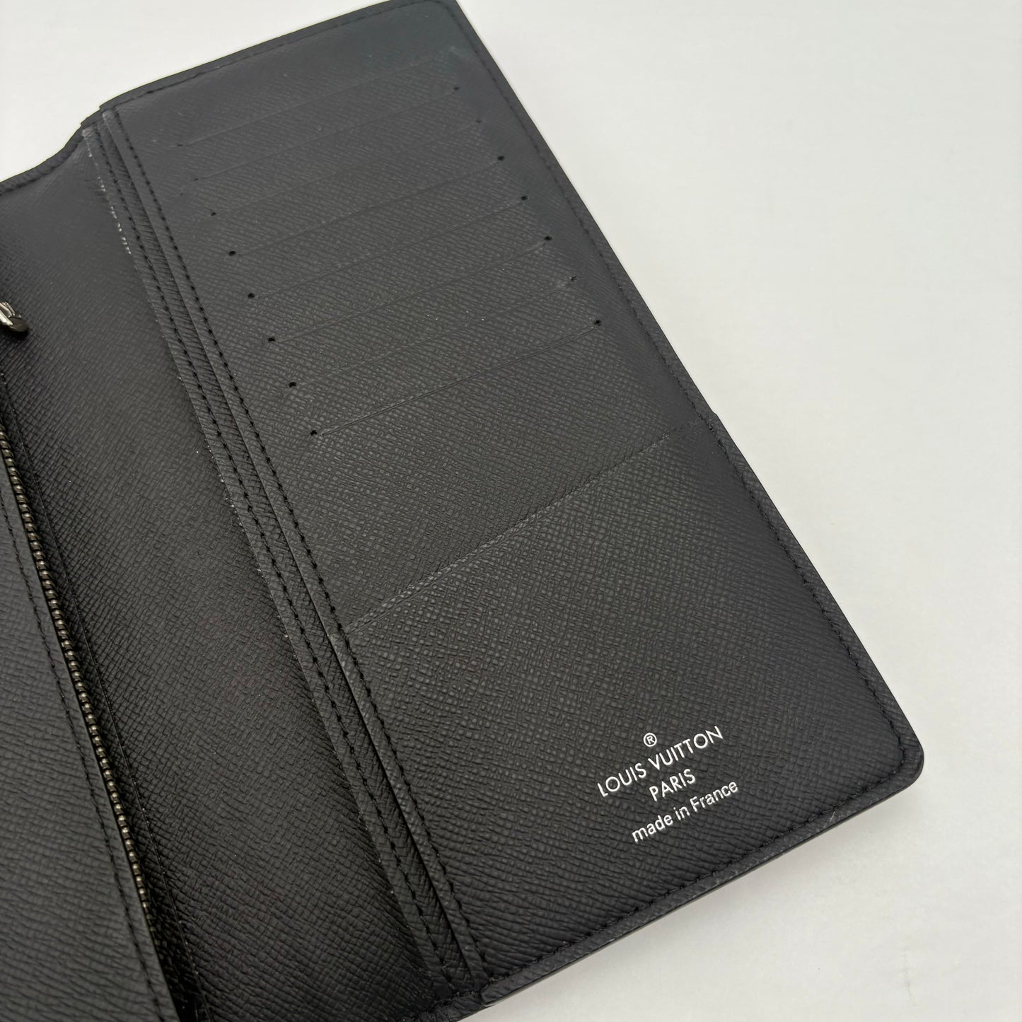 Louis Vuitton Brazza Wallet Graphite