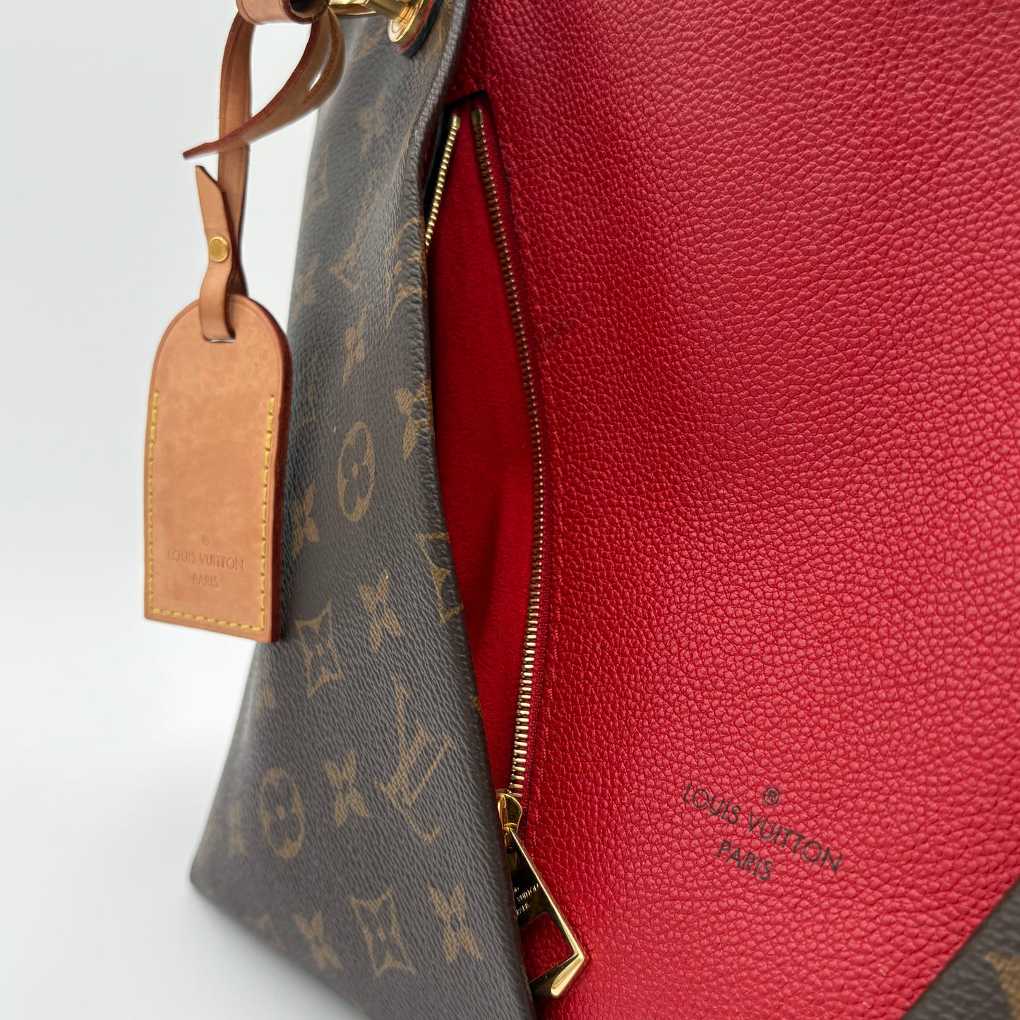 2020 Louis Vuitton V Tote Monogram/Leather 2 Way Tote