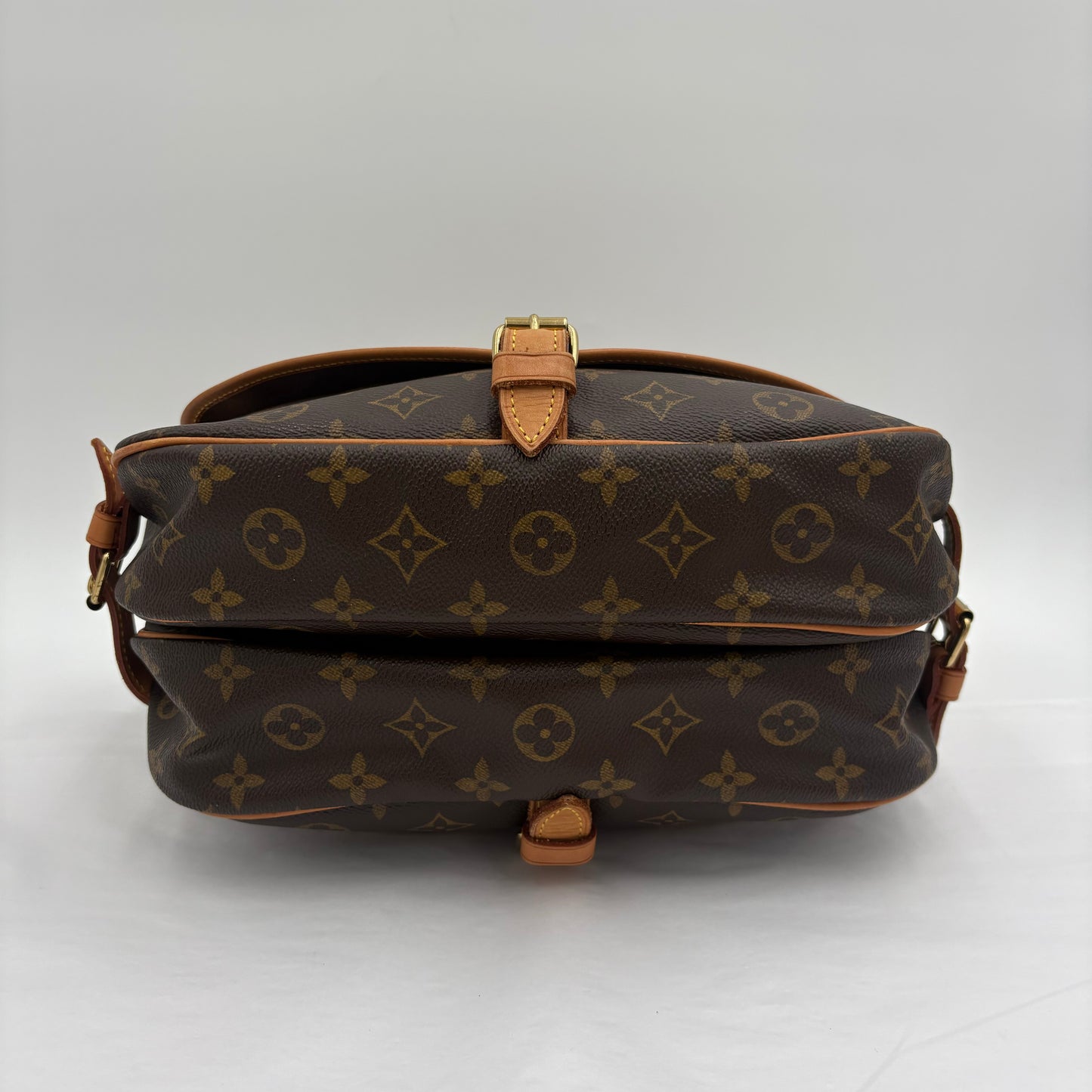2002 Louis Vuitton Saumur 30 Monogram