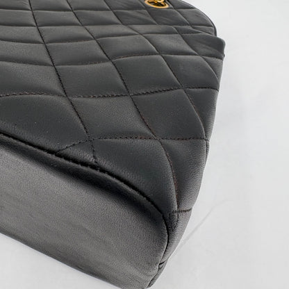 1996-1997 Chanel Lambskin Kisslock Tote