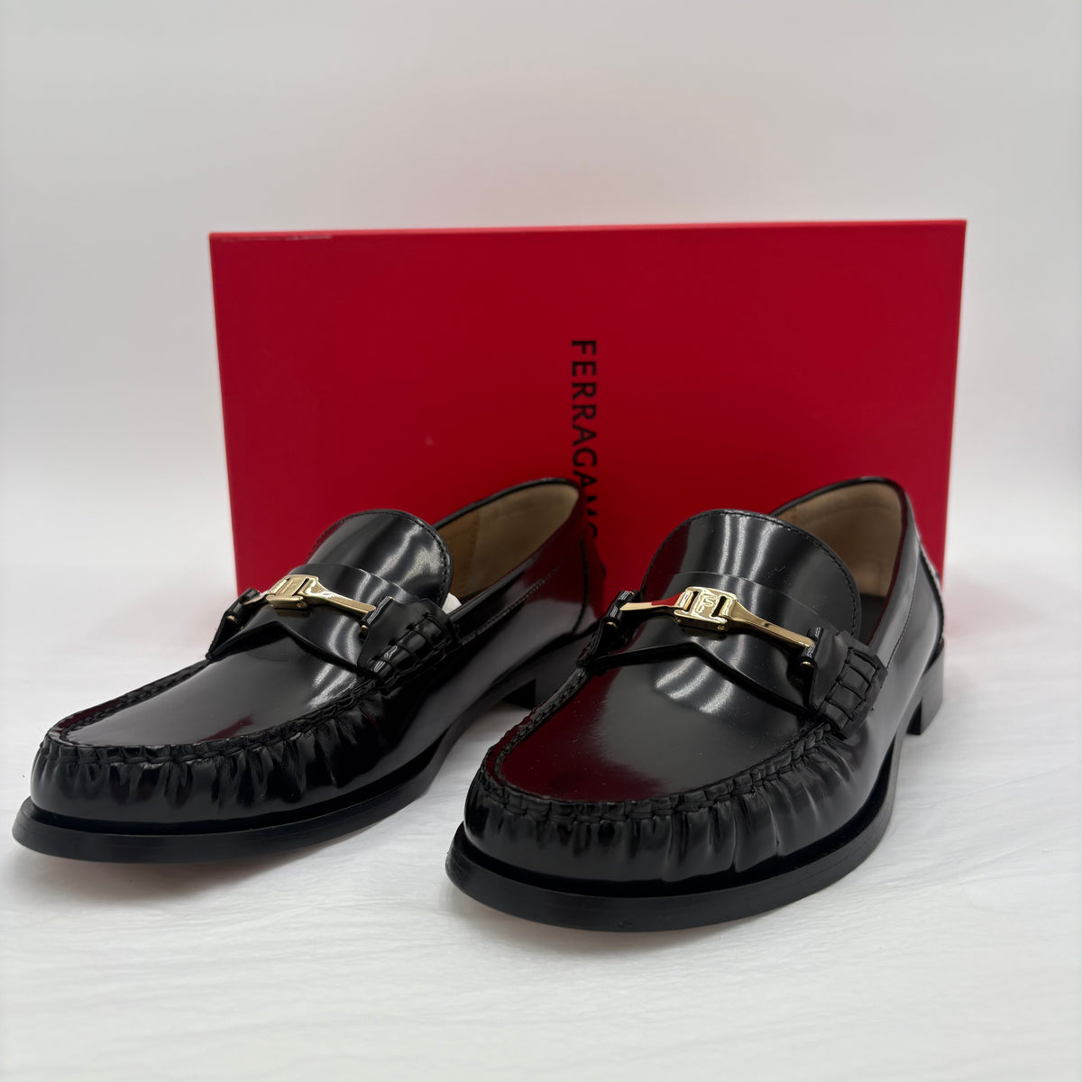 MIB Ferragamo Harry Bit Loafers