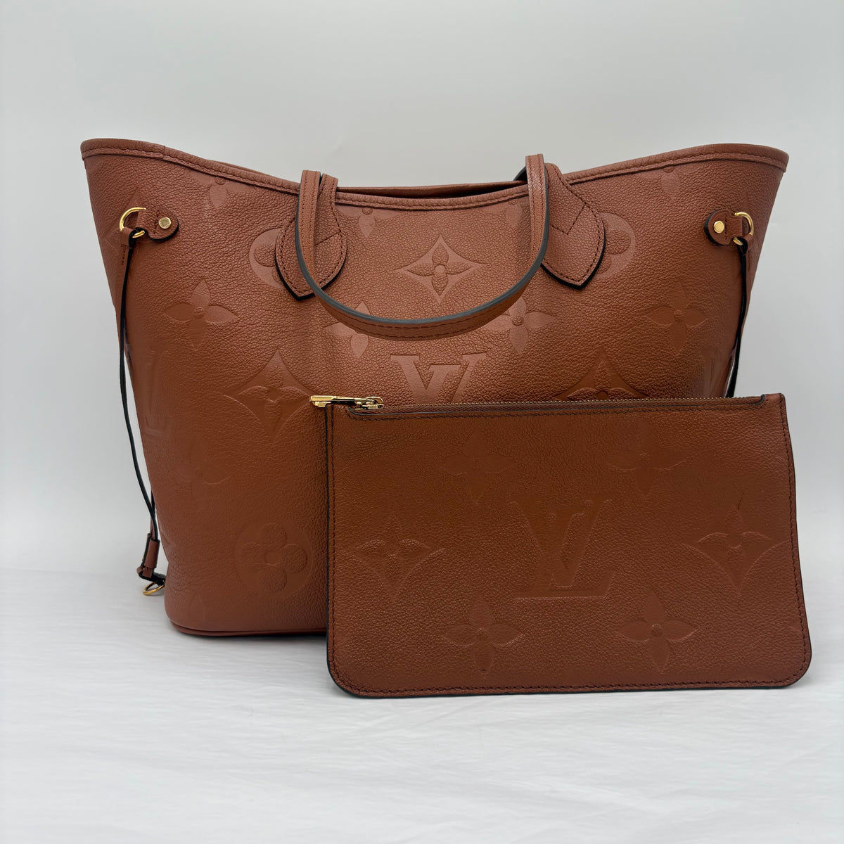 Chipped Louis Vuitton Neverfull Tote