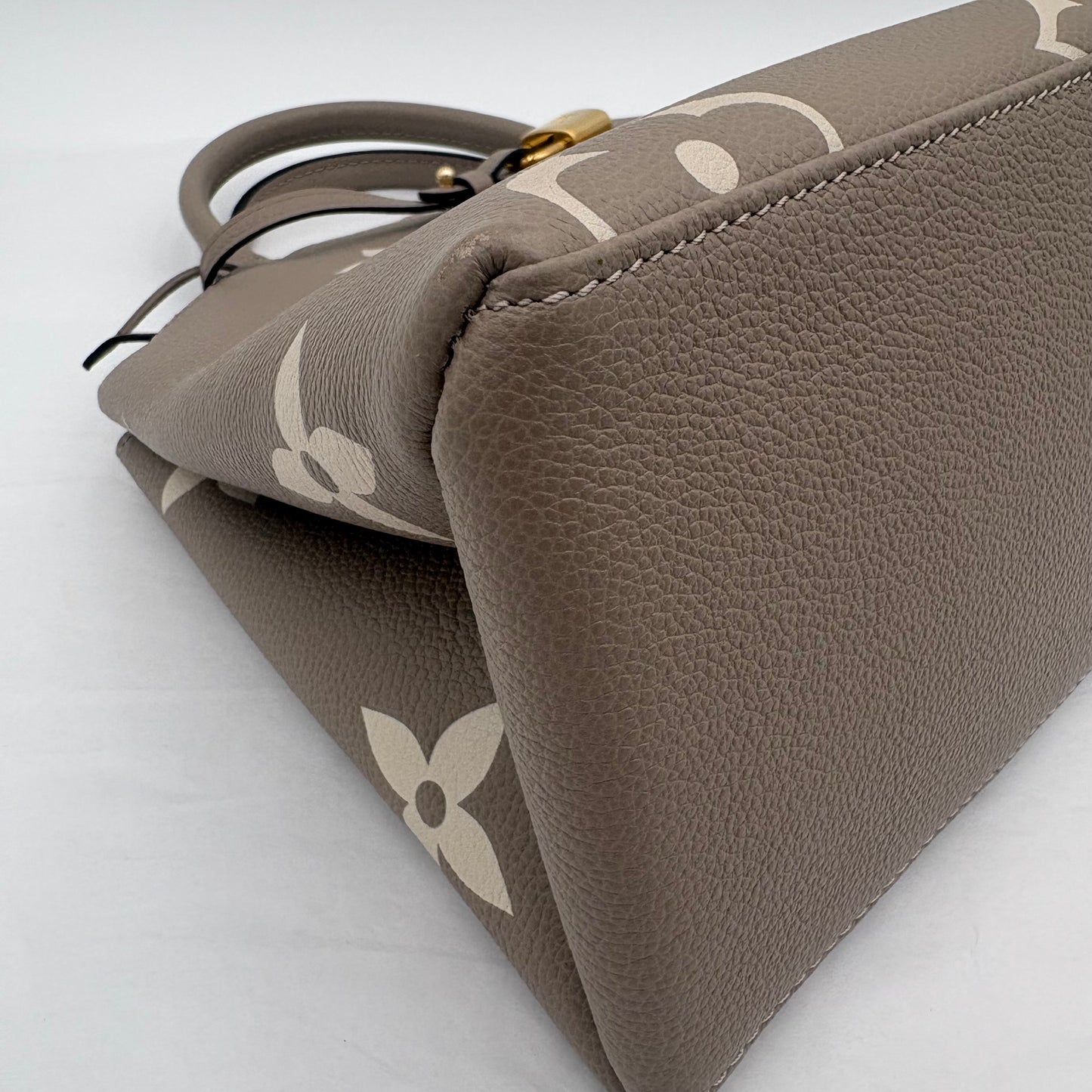 Louis Vuitton Petit Palais Giant Monogram