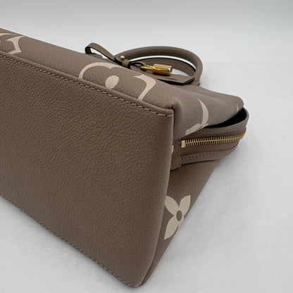 Louis Vuitton Petit Palais Giant Monogram
