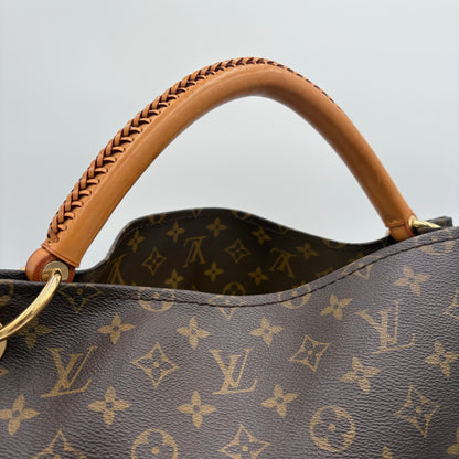 2010 Louis Vuitton Artsy GM Handbag