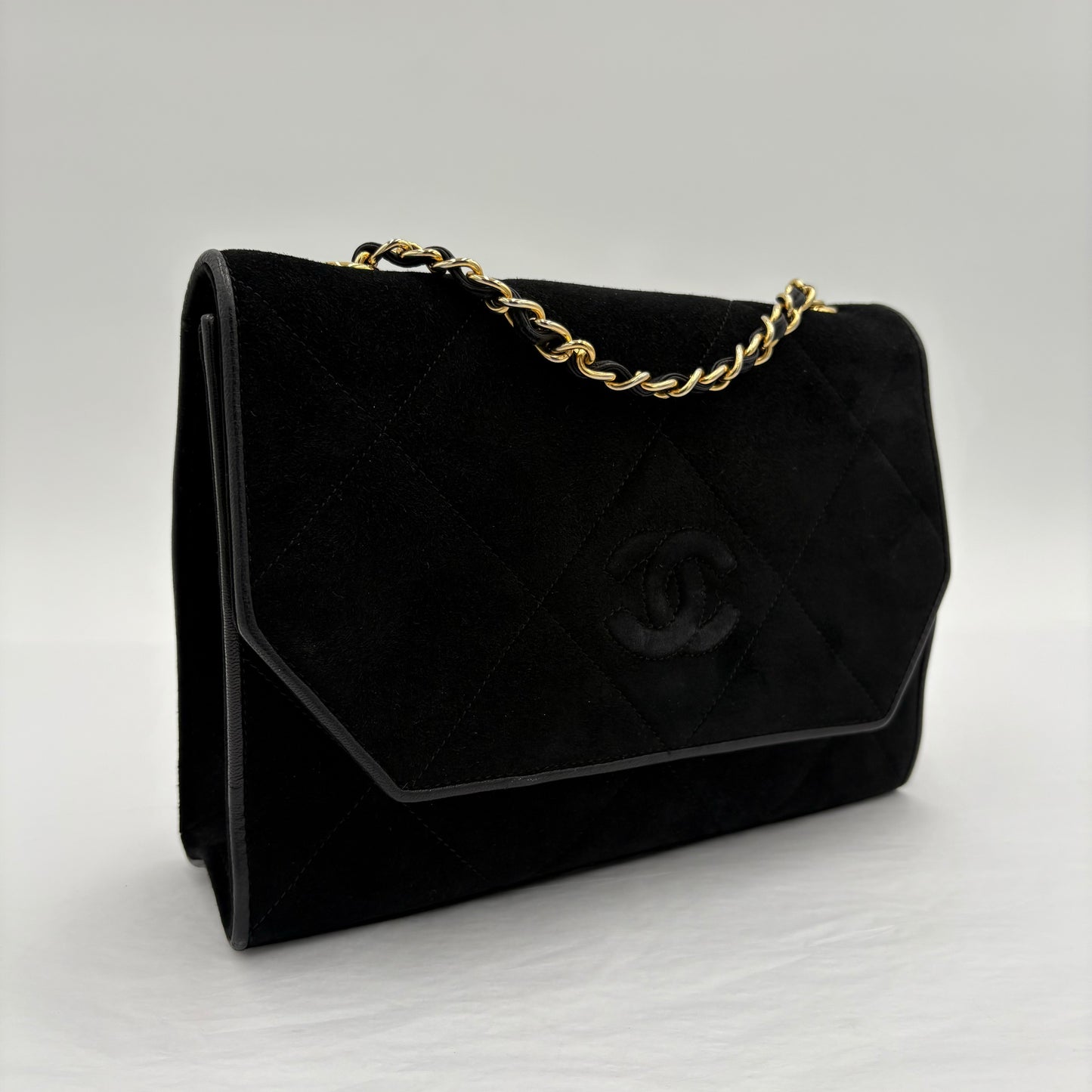 1986-88 Chanel Suede Diamond Stitch Flap Bag