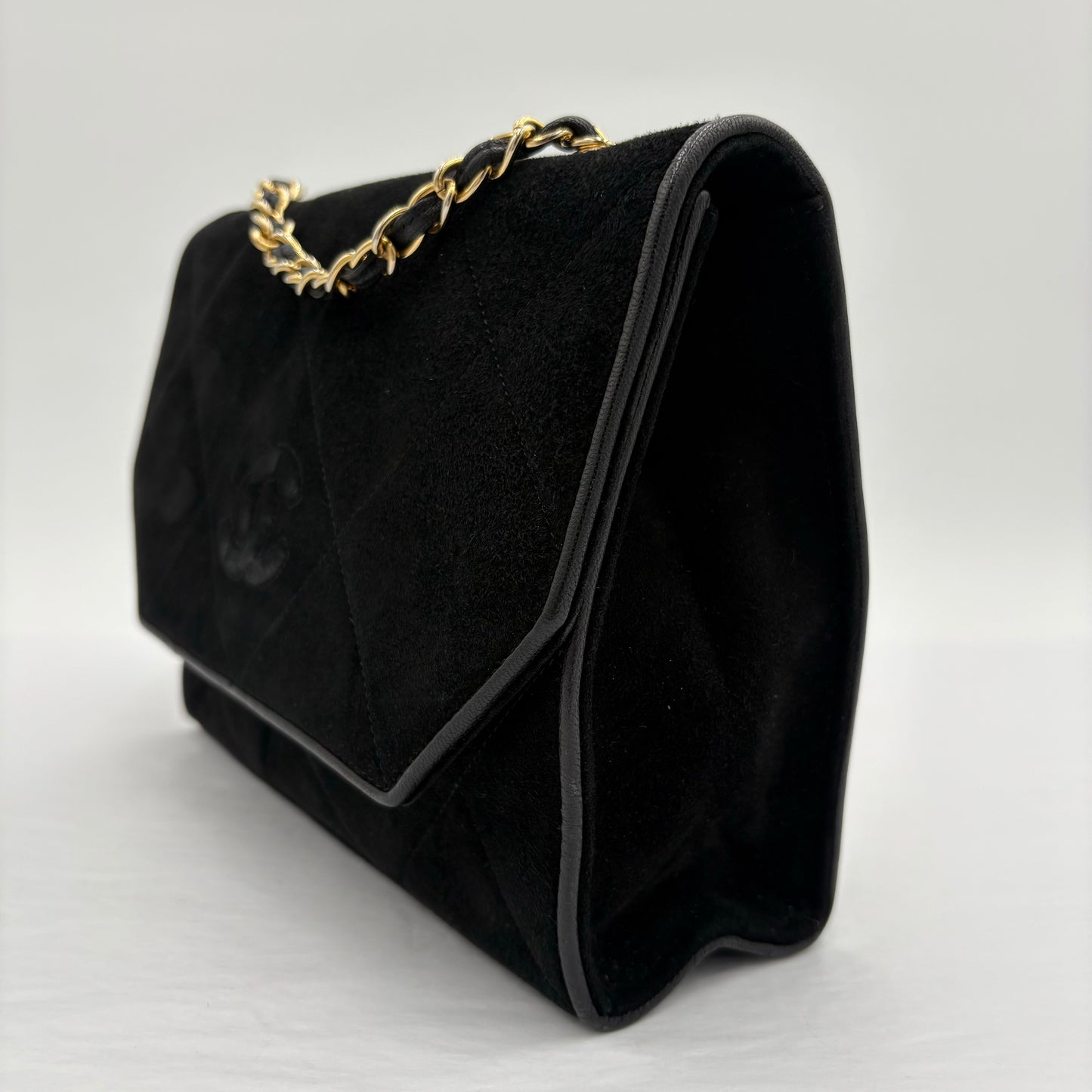 1986-88 Chanel Suede Diamond Stitch Flap Bag
