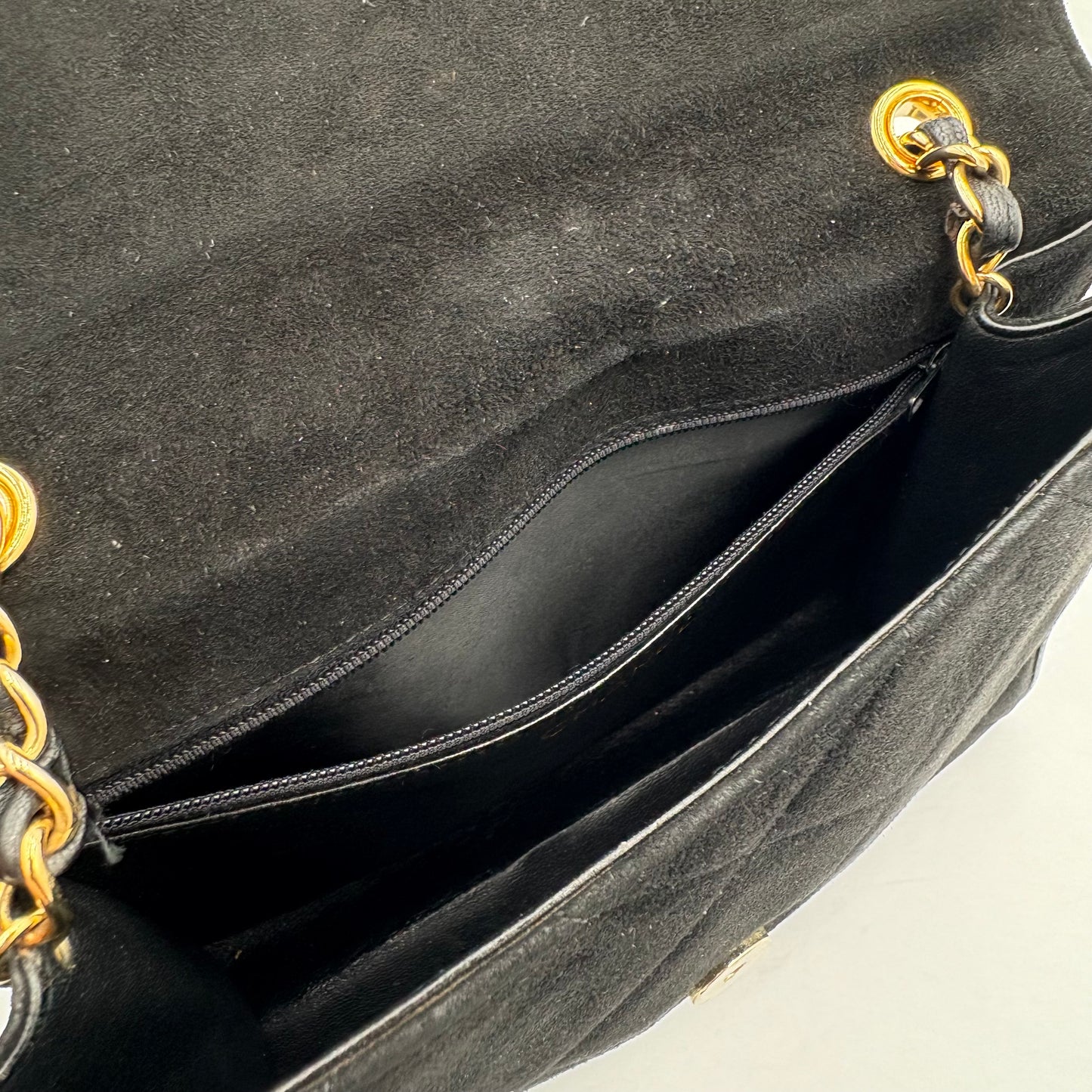 1986-88 Chanel Suede Diamond Stitch Flap Bag