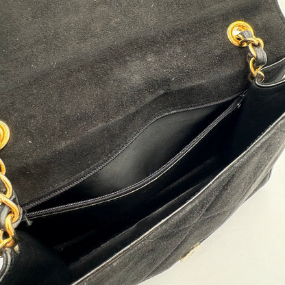 1986-88 Chanel Suede Diamond Stitch Flap Bag