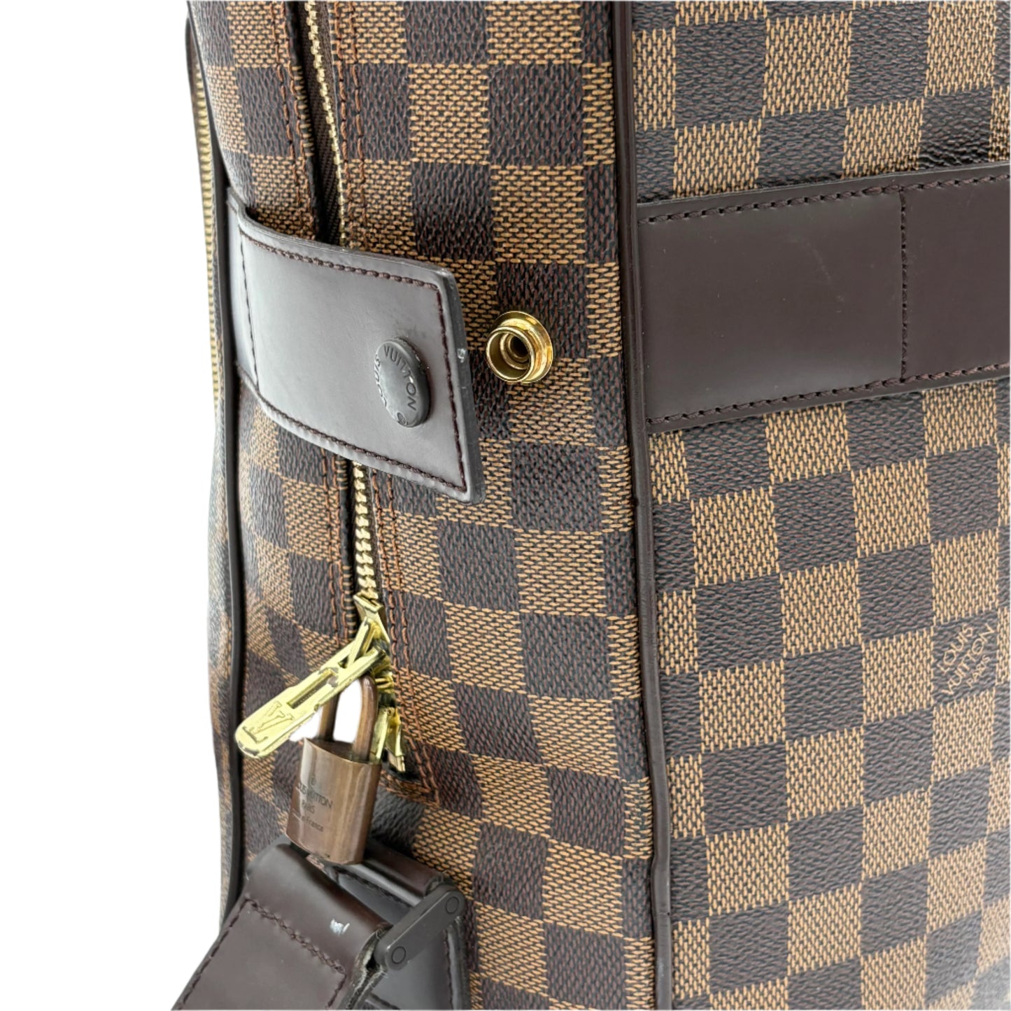 2004 Louis Vuitton Damier GM Olav Messenger