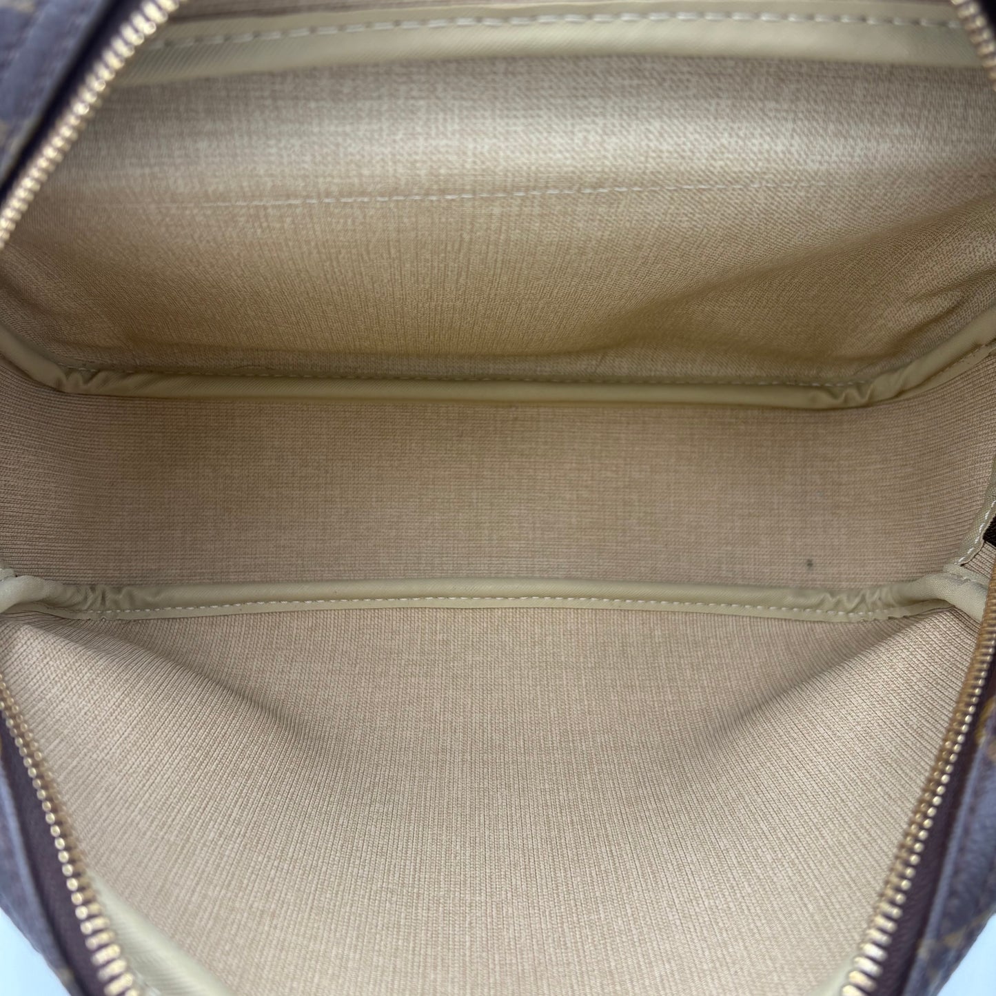 2002 Louis Vuitton Reporter PM Bag