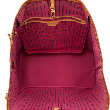 2018 Louis Vuitton Neverfull Monogram GM Hot Pink Interior