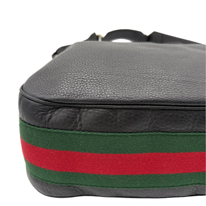Gucci Heritage Pebble Leather Messenger Web Bag
