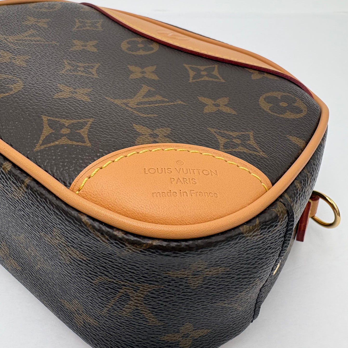 Chipped Louis Vuitton Deauville Mini