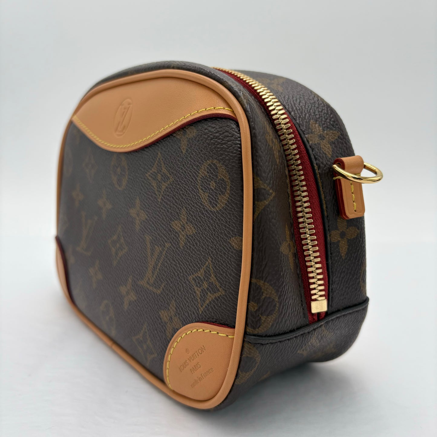 Chipped Louis Vuitton Deauville Mini