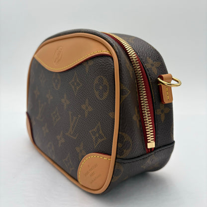 Chipped Louis Vuitton Deauville Mini