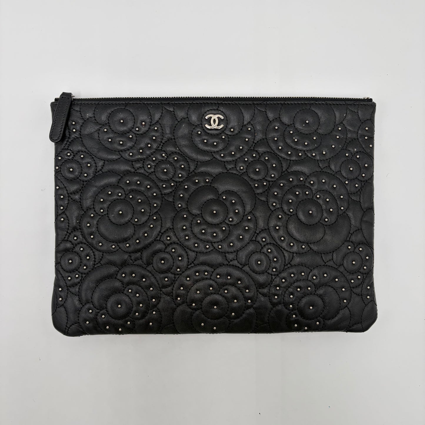 2017/2018 Chanel Camellia Quilted Clutch Bag