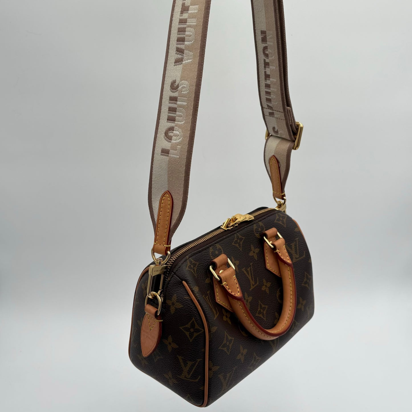 MIB Chipped Louis Vuitton Speedy 20