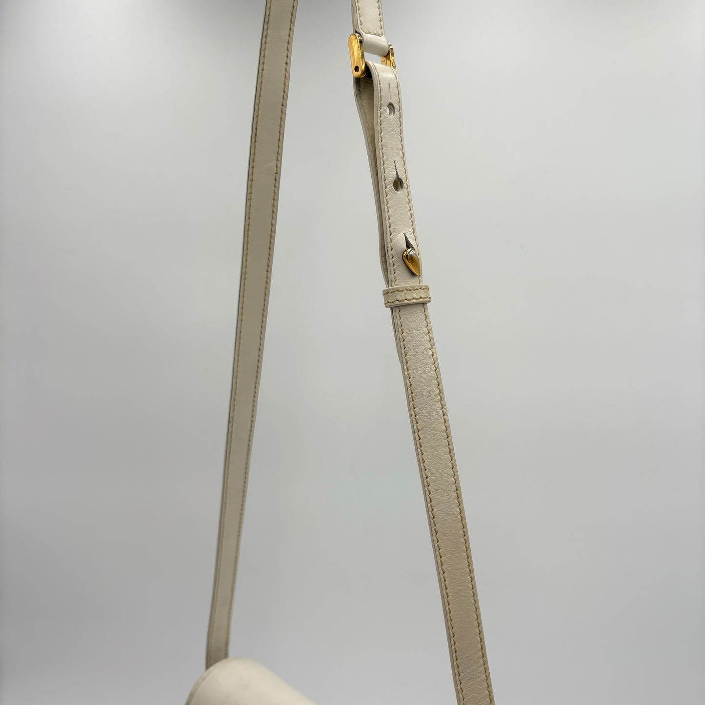 Vintage White Leather Gucci Crossbody