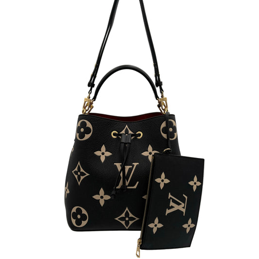 Louis Vuitton NéoNoé MM Giant Monogram