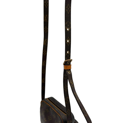 2002 Louis Vuitton Amazone Crossbody Bag