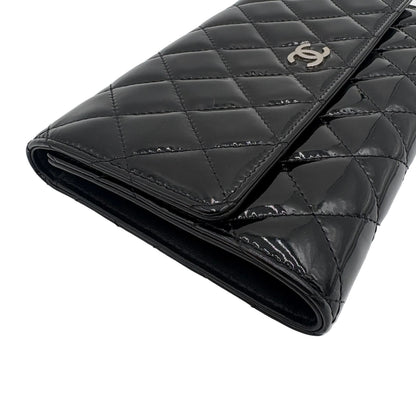 09-10 Chanel Quilted Patent Leather Wallet