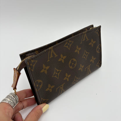 Vintage Louis Vuitton Bucket Pouch Monogram