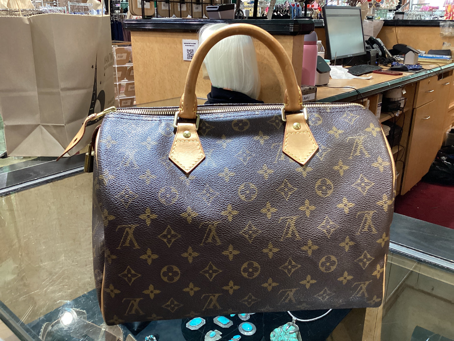 2009 Louis Vuitton Speedy 30 Monogram